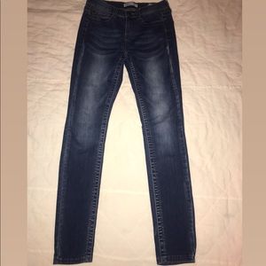 MUDD size 3 Skinny jeans